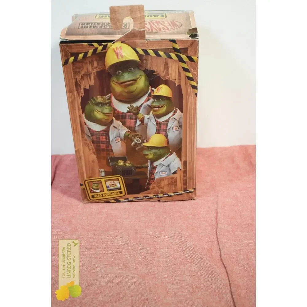 NECA Dinosaurs Ultimate Earl Sinclair Figure (Pack Wear)